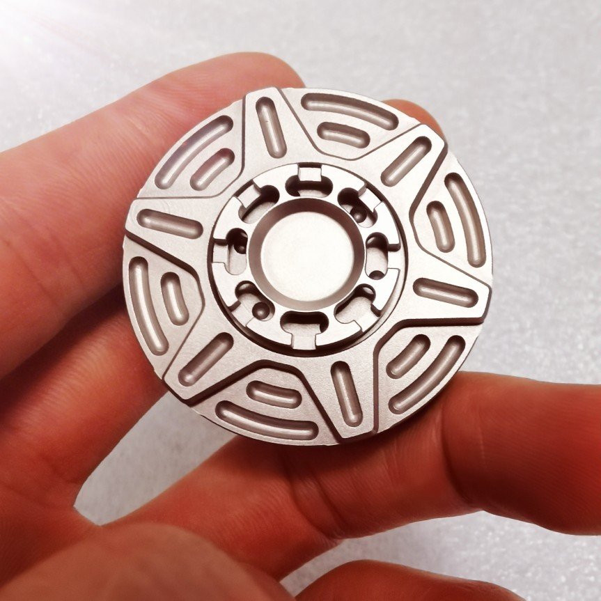 711428db-0316-4f05-93b4-e9172b65e8b0.jpg Fidget Spinner Stainless Steel  Decompression Toy Gift - Image 5